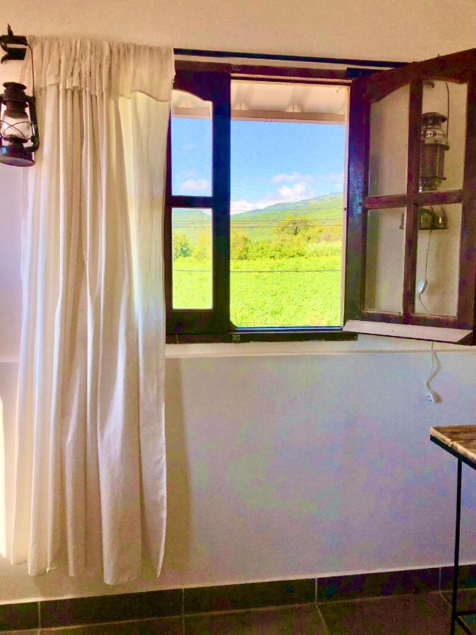 Hostal Los Faroles Chicoana ภายนอก รูปภาพ