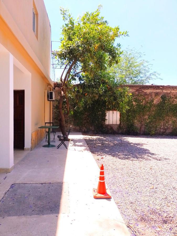 Hostal Los Faroles Chicoana ภายนอก รูปภาพ
